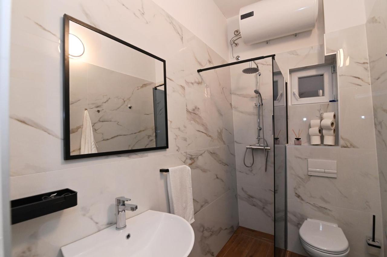 דירות Tyson Apartman רייקה מראה חיצוני תמונה