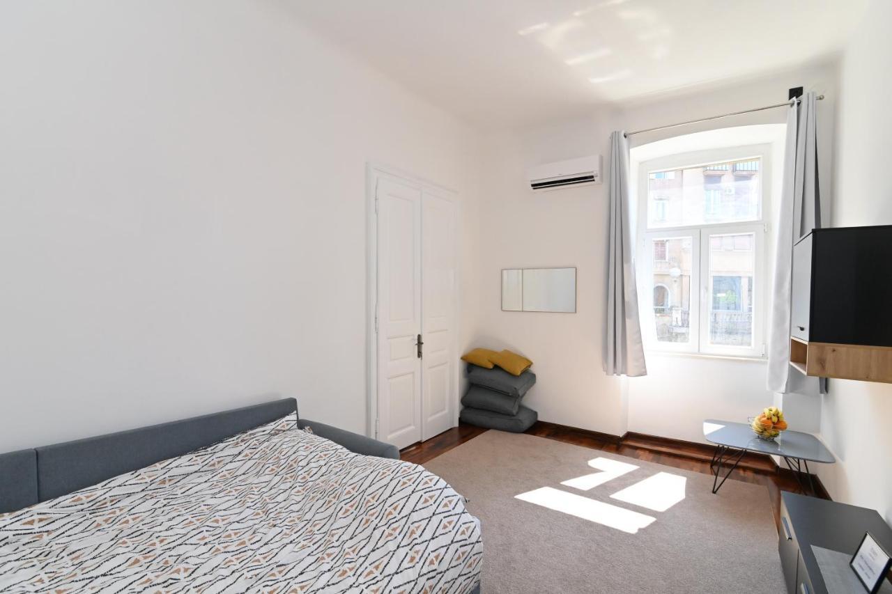 דירות Tyson Apartman רייקה מראה חיצוני תמונה