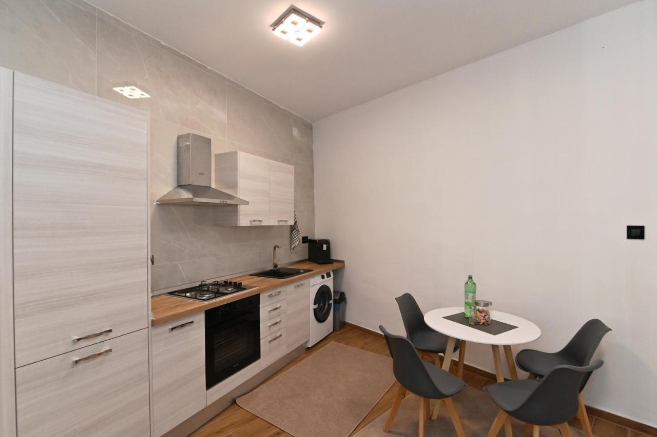 דירות Tyson Apartman רייקה מראה חיצוני תמונה